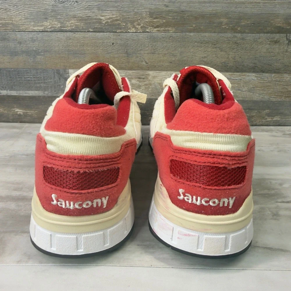 Saucony Shadow 5000 Men Size 11 Sneakers Retro Running Cream Red 2015
